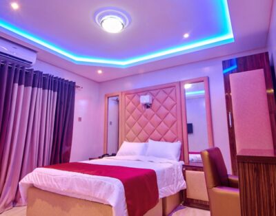 Hotel Golden Exquisite Room in Lekki, Lagos Nigeria