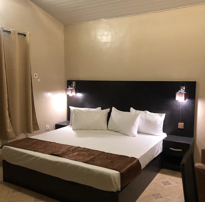 Hotel Deluxe Queen In Ikeja Lagos Nigeria