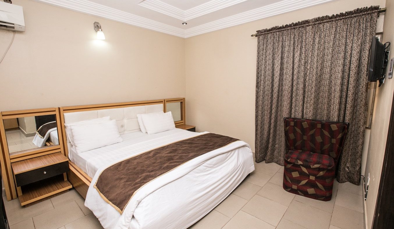 Hotel Deluxe Room In Abuja Nigeria