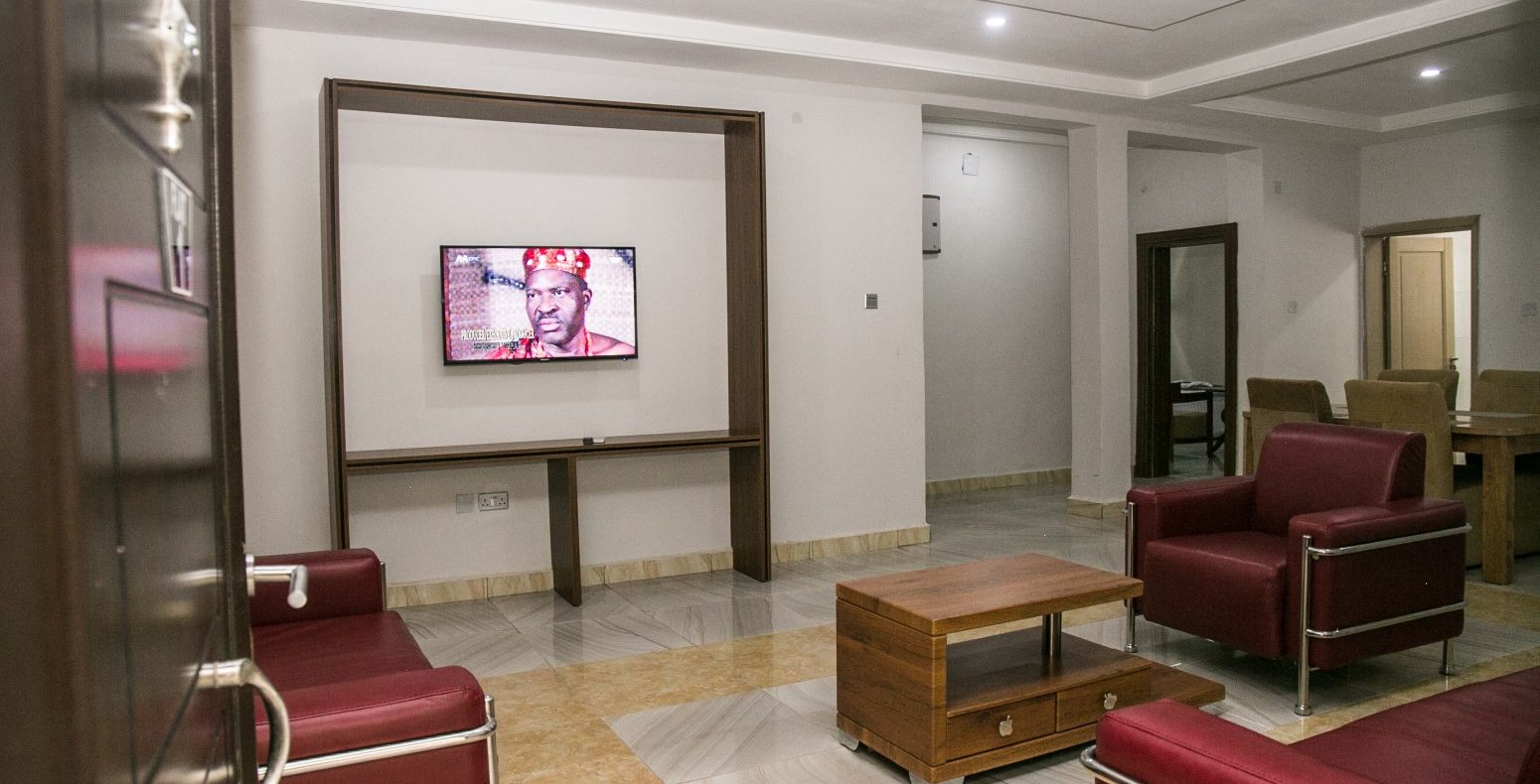 Hotel Deluxe Suites 2 Bedroom Suite In Abuja Nigeria