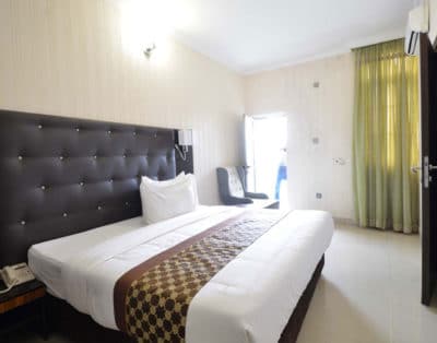 Hotel Luxury Room in Surulere, Lagos Nigeria