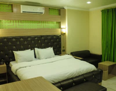 Hotel Super Deluxe Room in Surulere, Lagos Nigeria