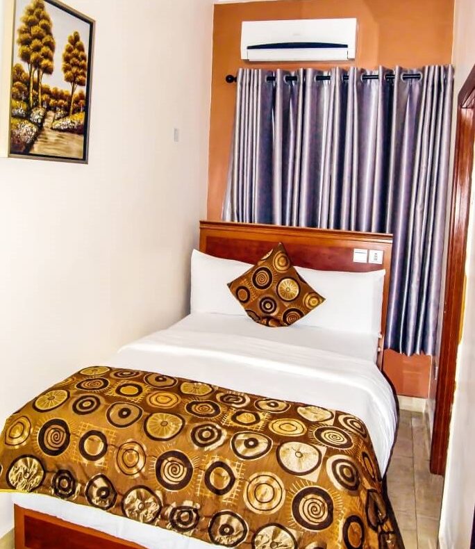 Hotel Royal Standard Room In Ajao Estate Lagos Nigeria