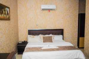 Hotel Deluxe Room in Surulere, Lagos Nigeria