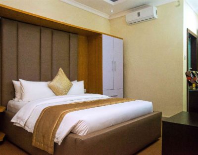 Hotel Deluxe Room in Lekki, Lagos Nigeria