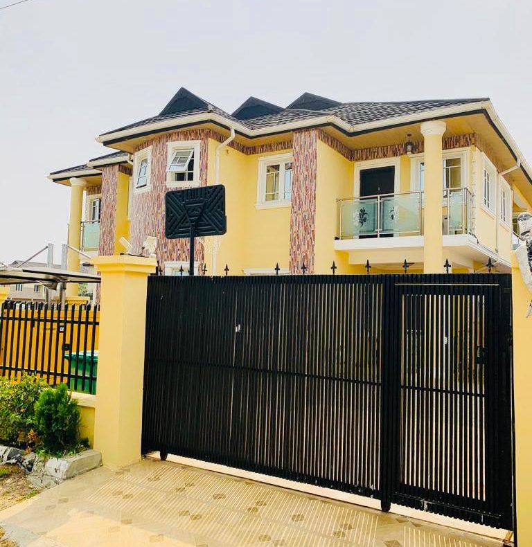 A 4 Bedroom Apartment For Shortlet In Sangotedo In Lekki Lagos Nigeria