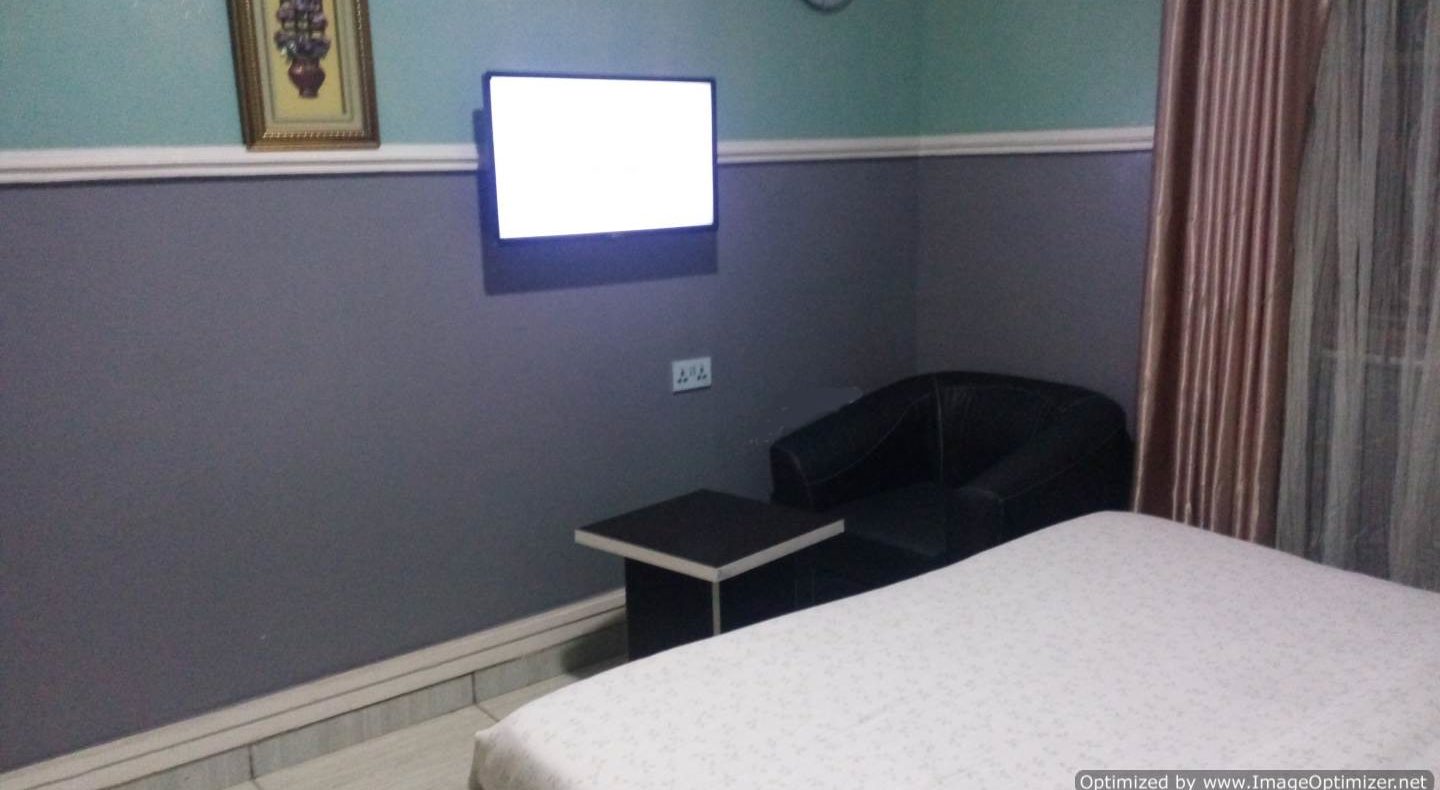 Hotel Deluxe Room In Imo Nigeria