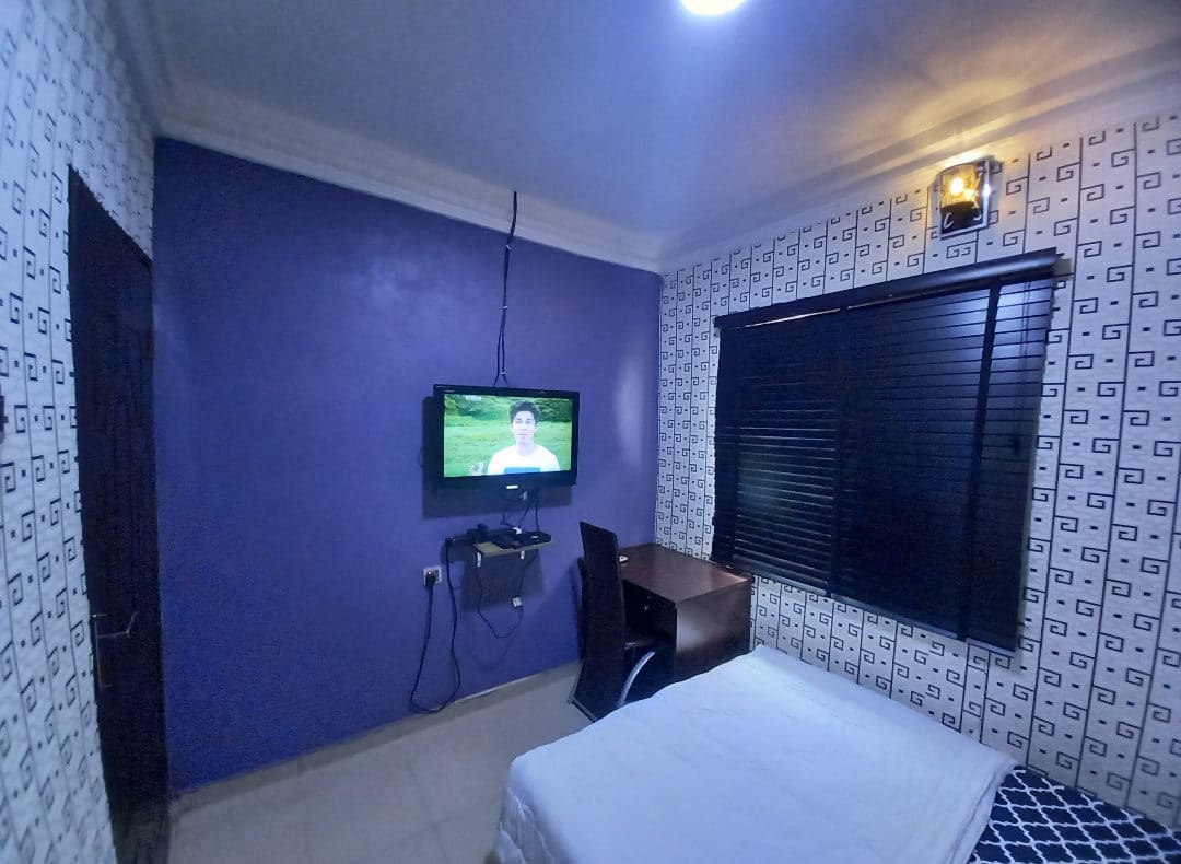 One Bedroom Mini Flat Apartment For Shortlet In Surulere Lagos Nigeria