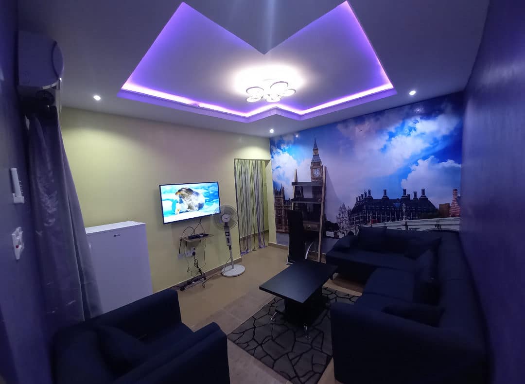 Dinero Beryl Apartment 1 Bedroom For Shortlet In Yaba Lagos Nigeria