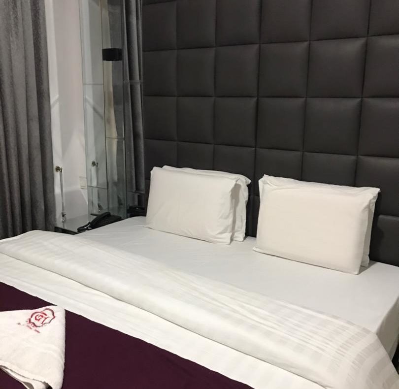 Hotel Gracias Standard Room In Lagos Nigeria
