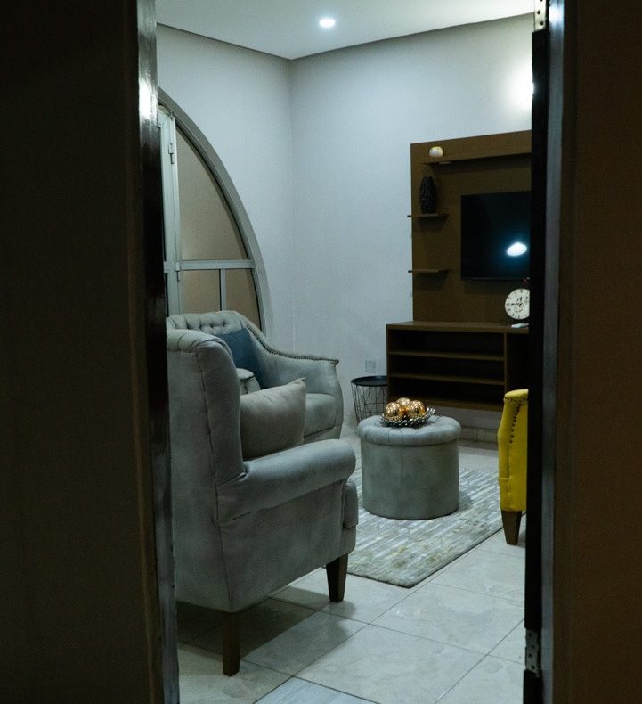 Beautiful 2 Bedroom Apartment Inside Ogudu Gra Short Let In Lagos Nigeria
