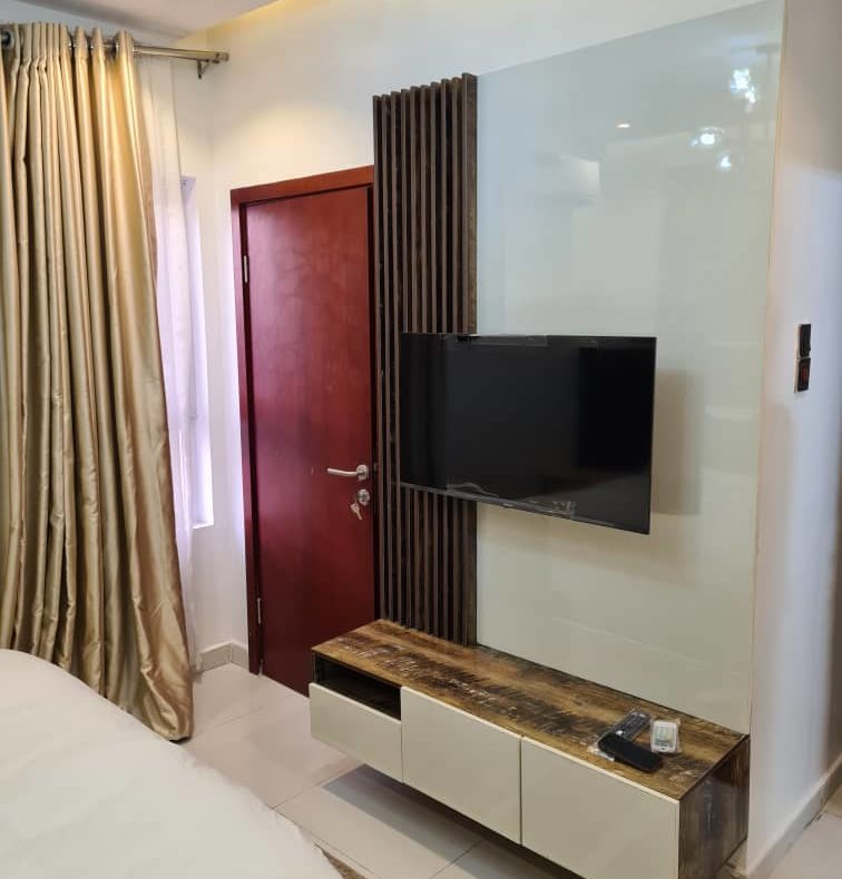 Luxurious 2 Bedroom Apartment In Lekki Phase 1 Lagos Nigeria