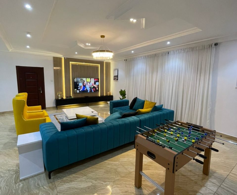 3 Bedroom Holafieldshortletapartments In Ikoyi Lagos Nigeria