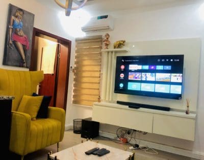 1 Bedroom Service Apartment Short Let in Lekki Phase 1, Lagos Nigeria