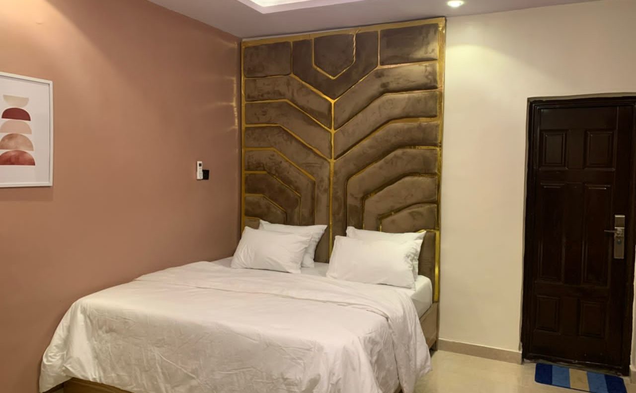 2 Bedroom Shortlet Apartment In Magodo Lagos Nigeria