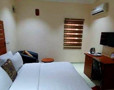 Executive Deluxe Room In Alim Royal Hotel And Suites. In Mabuchi, Abuja