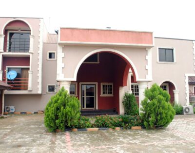 Classic Executive With Kitchenette Room In Aquatic Suites And Lounge In Surulere, Lagos