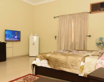 Super Deluxe Room In Emerald Royal Hill Hotel Limited In Gombe