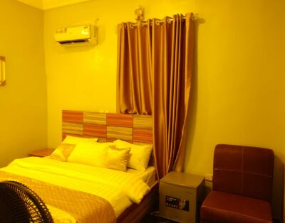 Favourite Deluxe Room In Favourite Hotel In Oshodi, Lagos