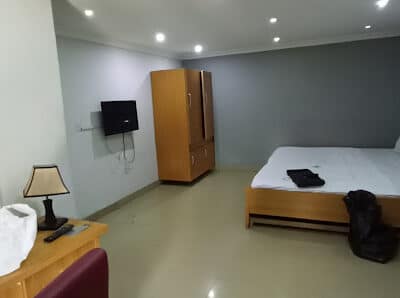 Diamond Suite (refundable Caution Fee Of N2,500) Room In Unilag Guest House In Yaba, Lagos