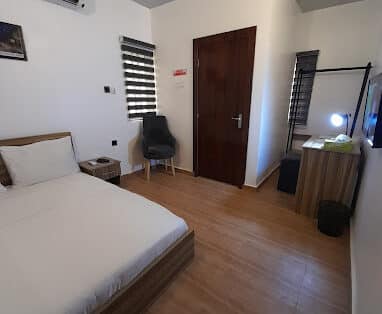 Executive (salvador Dali, Henri Matisse, Van Gogh) Room In Paint House Hotel In Gwarinpa, Abuja