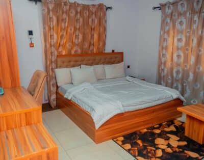 Royal Deluxe Room In Scrolab Executive Hotels In Ibadan, Oyo