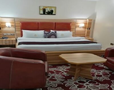 Exquisite Deluxe Room In Edo Hotel In Benin, Edo