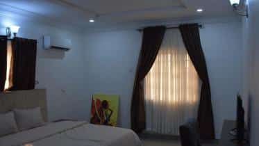 Three Bedrooms In Kaysville Apartment In Utako, Abuja