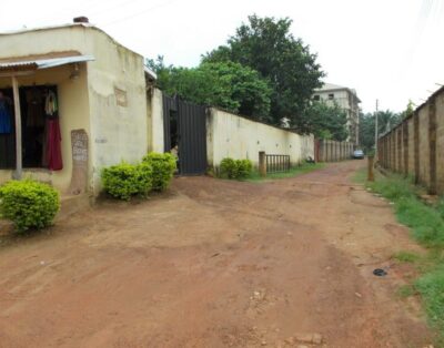 Single Room In Lake Town Guest Town In Nike Lake, Enugu