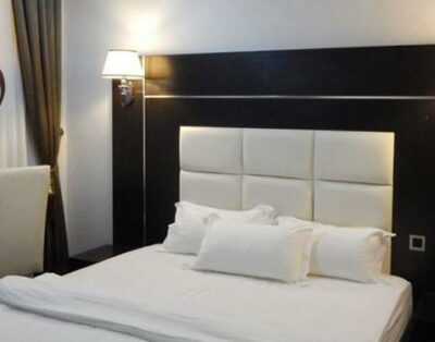 Mansion Room In Macdove Lounge And Suites In Surulere, Lagos