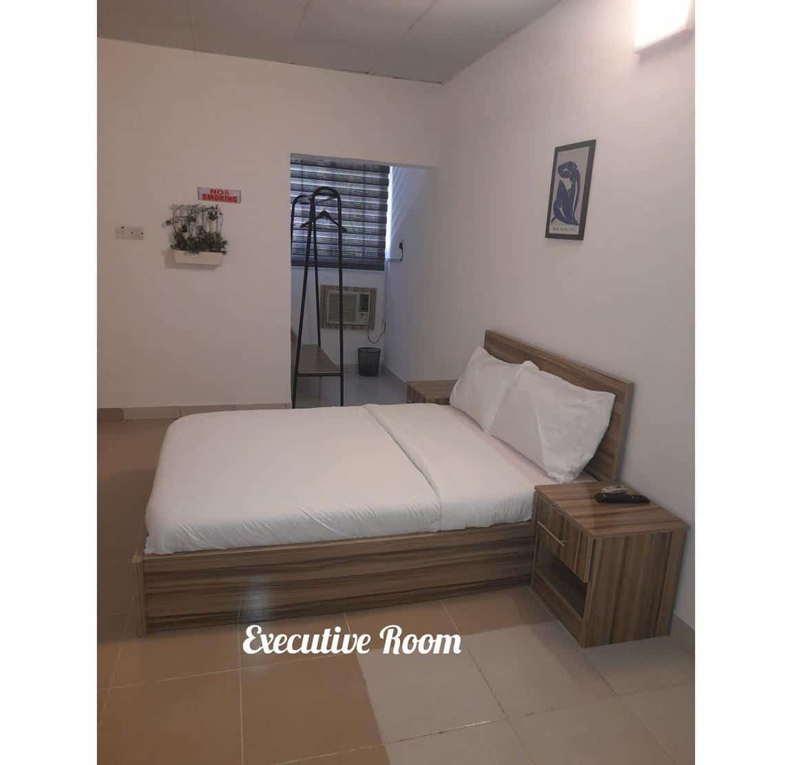 Deluxe Room(rembrandt, Claude Gustav Klimt, Edvard Munch) In