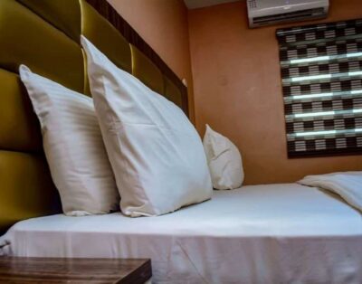 Royale Room In Place2be Hotel In Iyana-Ipaja, Lagos