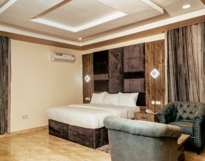 Viproom In Saph Luxury Hotel In Wuse Zone2, Abuja