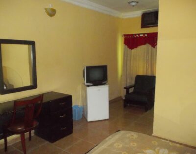 Annex suites Room In Senators Suites Hotel In Ikeja, Lagos