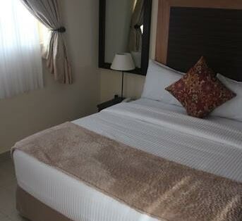 1 Bed Apartment Room In Somerset Suites And Apartments In Ikoyi, Lagos