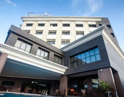 Deluxe Room In The Lilygate Lagos In Lekki, Lagos