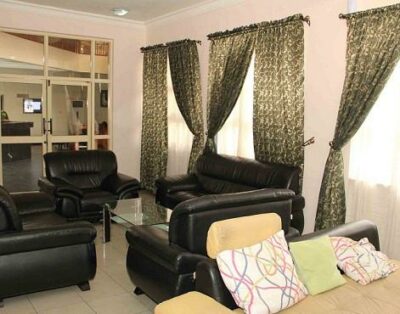 Presidential Suite Room In Tm Palace Hotel In Effurun, Delta
