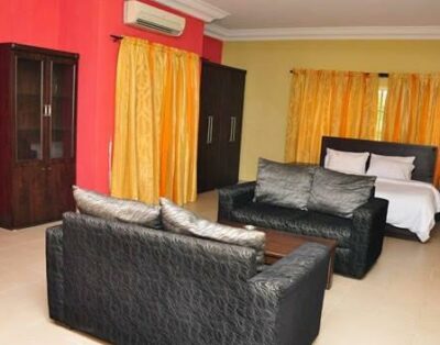 Standard Room In Walgreen Hotel In Lagos