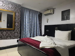 Junior Suites Room In Heshy Suites In Victoria Island, Lagos