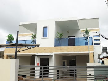 2 Bedroom Highfive Apartments at Idi Mangoro, Lagos.