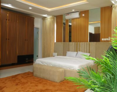 5 bedroom short in Lekki