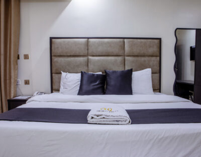 Luxury Compact Room at Romeneo Grand Royal Hotel